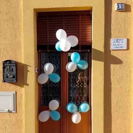 La Casa Dei Dolci Ricordi بيت للعطل *